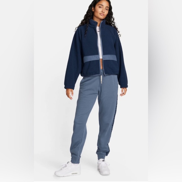 NWT! WOMEN'S NIKE SPORTSWEAR HIGH-PILE SHERPA JACKETS, DIFFUSED BLUE Size XL - Picture 1 of 16